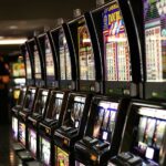 How do slot respin features increase winning potential?