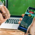 Which feature persistence matters during rounds in an online casino?